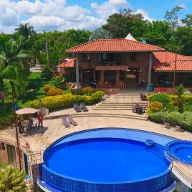 Hotel Tata Premium