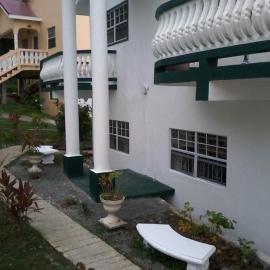 Apartment Joanna, hotel in Rodney Bay Village