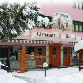 Albergo Soldanella, hotel em Madesimo
