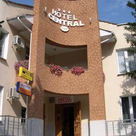 Central Hotel，索羅卡的飯店