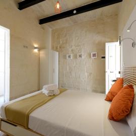 Lovely House Private Rooms by Vallettastay, hotel en La Valeta