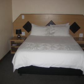 Black Swan Guesthouse، فندق في ماسيرو