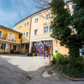 YoHo - International Youth Hostel, hotel em Salzburgo