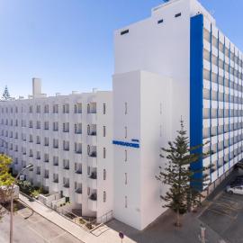 Hotel Navegadores, hotel em Monte Gordo