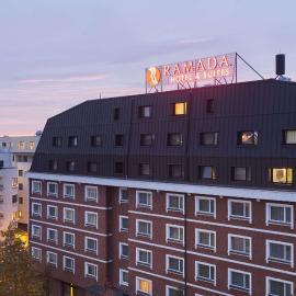 बुखारेस्ट में, होटल Ramada Hotel & Suites by Wyndham Bucharest North