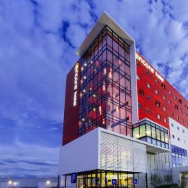 Ramada Encore by Wyndham San Luis Potosi, khách sạn ở San Luis Potosí