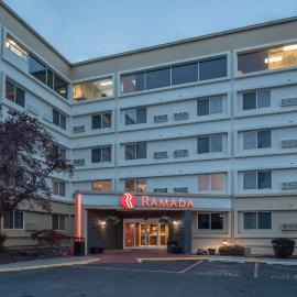 Ramada by Wyndham Downtown Spokane, hotel en Spokane