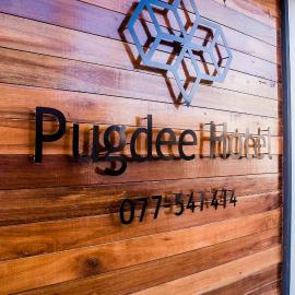 Pugdee Hotel, hotel u gradu Lang Suan