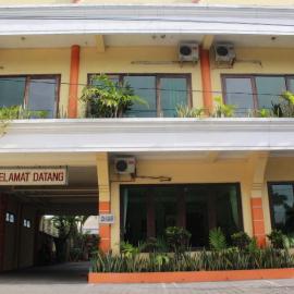 Hotel Ronggolawe, hotel em Cepu