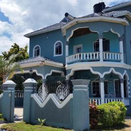 Bailey's Bed and Breakfast, hotel din Runaway Bay
