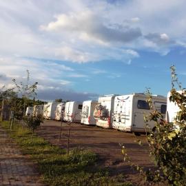 Viesnīca Camp Salaš Farma 47 Čenej pilsētā Čenej