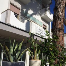 Hotel Daniela، فندق في ريميني