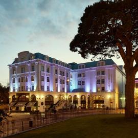 Killarney Plaza Hotel & Spa, hotell i Killarney