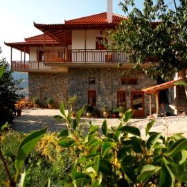 Hotel Semeli โรงแรมในกูรา