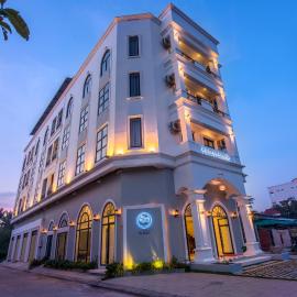 Sky Palace Boutique Hotel、バッタンバンのホテル
