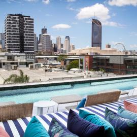 Ivy and Eve Apartments by CLLIX, hotel di Brisbane