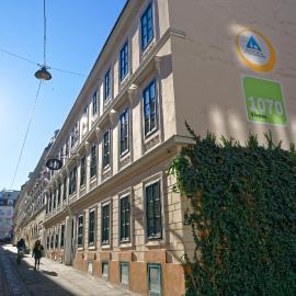 Jugendherberge Wien - Myrthengasse, hotel em Viena