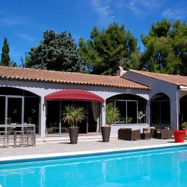 Hotel Les Mazets Des Roches, Hotel in Tarascon