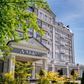 Hotel Alkor, hotel din Truskaveț