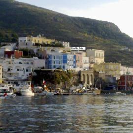 Hotel La Baia, hotell i Ponza