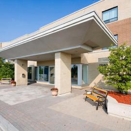 Residence & Conference Centre - King City, hotel em King City