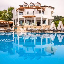 Poseidon Hotel, hotell i Kaminia