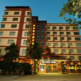 Sakura Princess Hotel, hotel en Mandalay