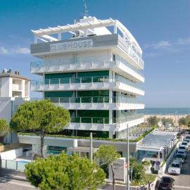 Club House Hotel, hotel v Riminiju