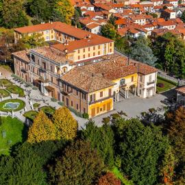 Villa Cagnola, hotel en Varese