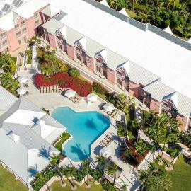 Comfort Suites Paradise Island – hotel w mieście Nassau
