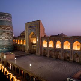 Orient Star Khiva Hotel- Madrasah Muhammad Aminkhan 1855 in UNESCO World Heritage Site, hotel u gradu Hiva