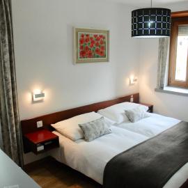 La Dent-du-Midi Hôtel & Restaurant, hotel u gradu Sent Moric