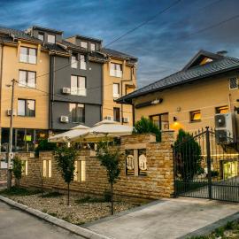 Hotel & Restaurant Ponte Bianco, hotel di Vranje