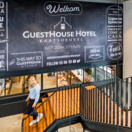 GuestHouse Hotel Kaatsheuvel-Waalwijk, hotel i Kaatsheuvel