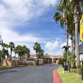 Super 8 by Wyndham South Padre Island, hotel a South Padre Island
