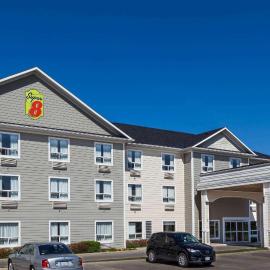 Super 8 by Wyndham Midland, khách sạn ở Midland