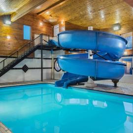 골든에 위치한 호텔 Travelodge by Wyndham Golden Sportsman Lodge