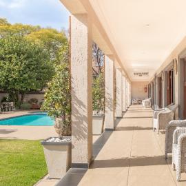 Inn and Out Plus Craighall, hotel in Johannesburg