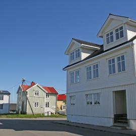 Kristina Apartment & Alma House, Hotel in Andenes