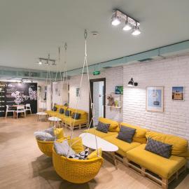 DREAM Hostel Lviv, מלון בלביב