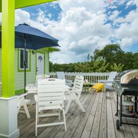 Sir Charles Guest House, hotel em South Palmetto Point