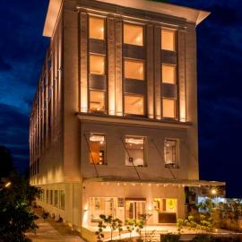 Lemon Tree Hotel Lucknow Airport