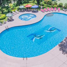 Silvermine Beach Resort, hotel em Hong Kong
