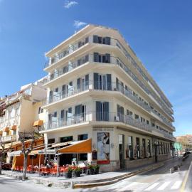 Hotel Subur, khách sạn ở Sitges