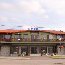 Dragoman Hotel، فندق في Dragoman