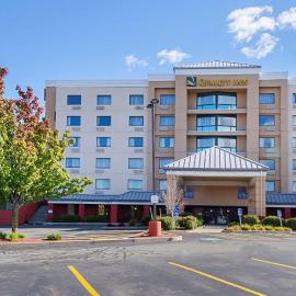 Quality Inn Boston-Revere: Revere şehrinde bir otel