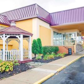 Quality Inn & Suites Syracuse Fairgrounds: Liverpool şehrinde bir otel