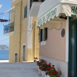 Hotel Del Capitano, отель в Понце