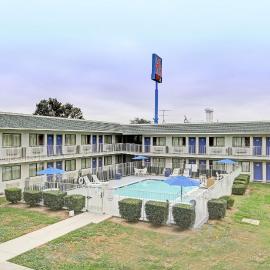 Motel 6-San Marcos, TX
