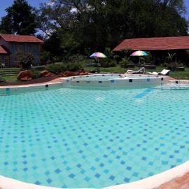 Parque Paraíso das Flores, hotel a Holambra